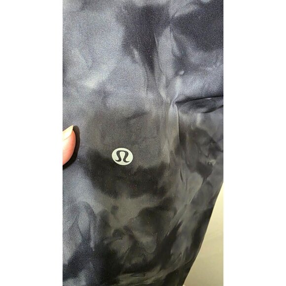 Lululemon Diamond Tie-Dye Gray High-Waist Cropped Activ wear Leggings Size 20 - Picture 5 of 6
